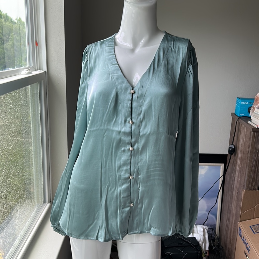 80 PARK SHIRT TOP BLOUSE SIZE PL NWT